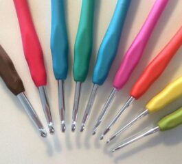 Crochet hooks: Types and tips for beginners