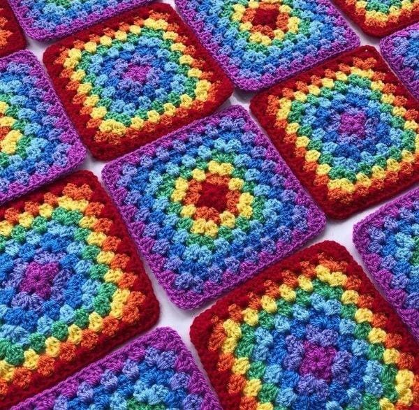 Great Granny Square Pattern Manual Crafts   Cec7de21 81e2 4438 8da0 63061c64103e 