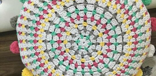 Cojín Mándala: Un Toque de Belleza