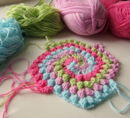Granny Bobble Spiral Pattern