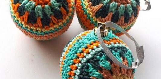 Granny Square Crochet Christmas Baubles