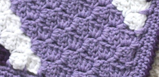 Free Pattern: Corner to Corner (C2C) Stitch Blanket