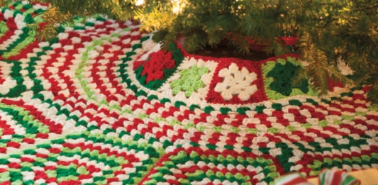 Christmas Tree Skirt – Free Crochet Pattern